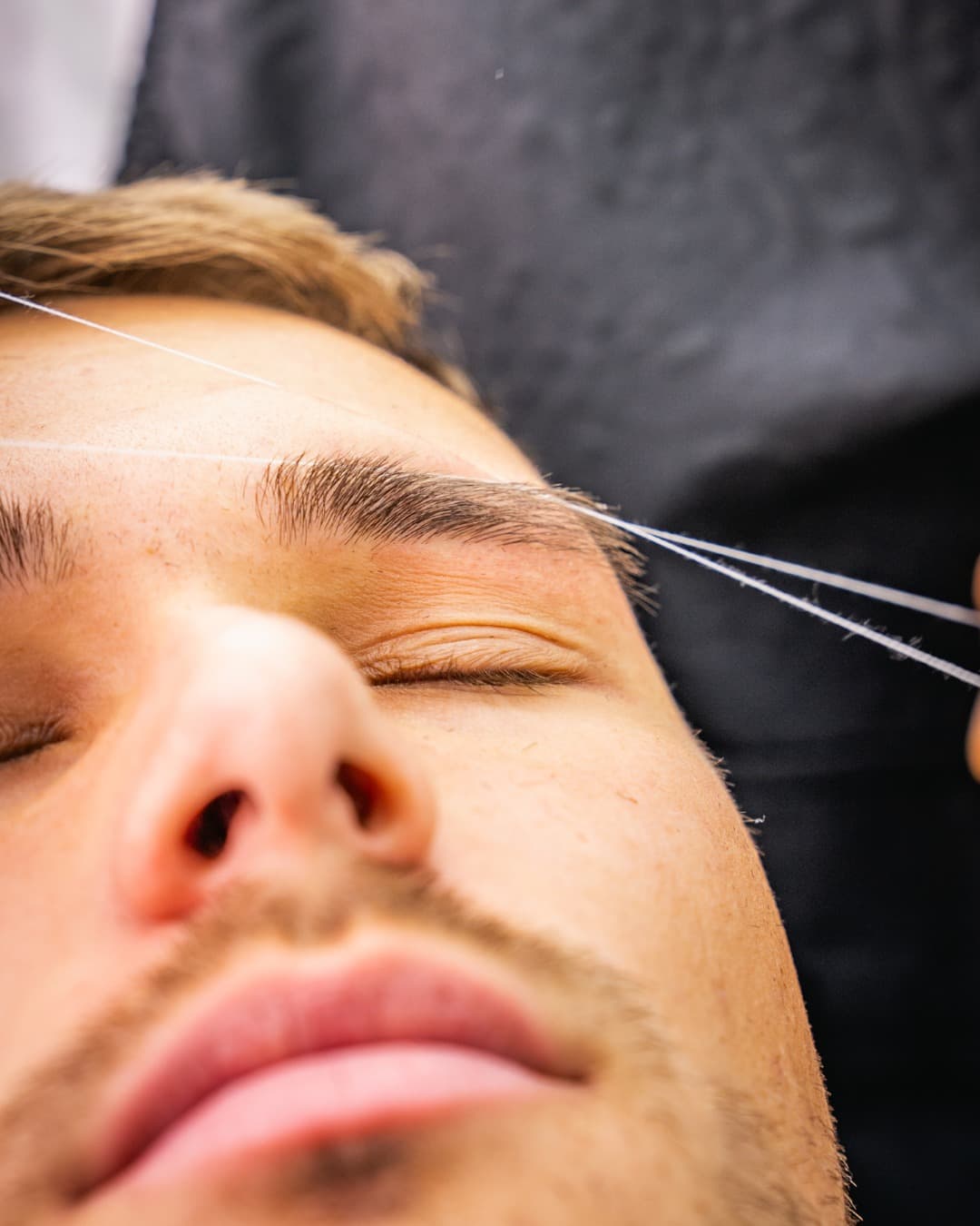 Sahil Barber Shop — Augenbrauen